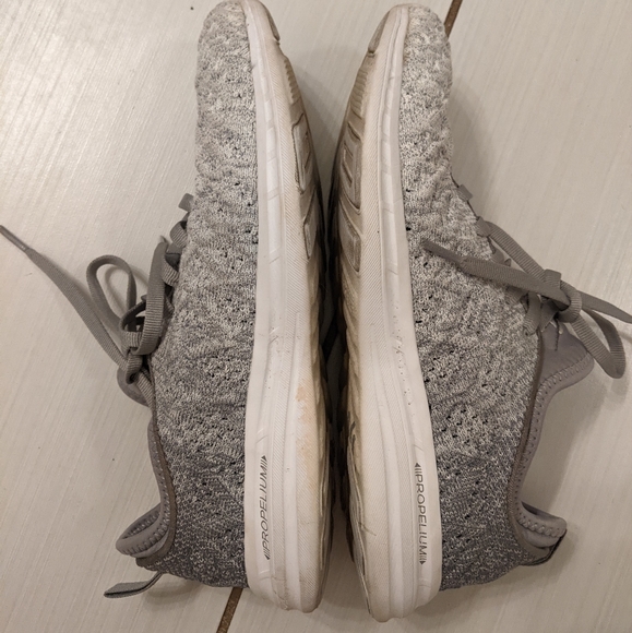APL Techloom Phantom white gray sneakers size 6.5 - Picture 5 of 9